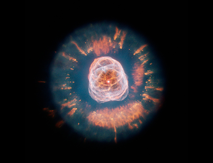 An invisible companion could explain the strong X-ray emission of the Eskimo Nebula.