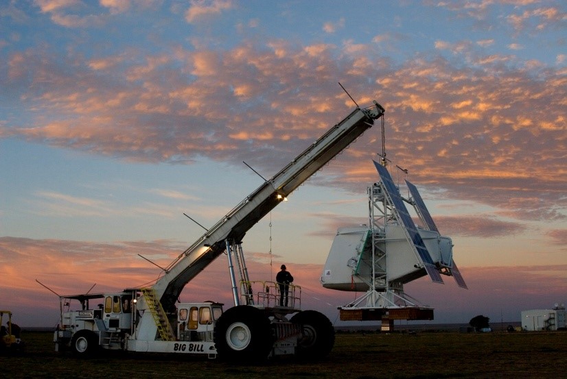 The mirror of the SUNRISE mission gets ready at Calar Alto